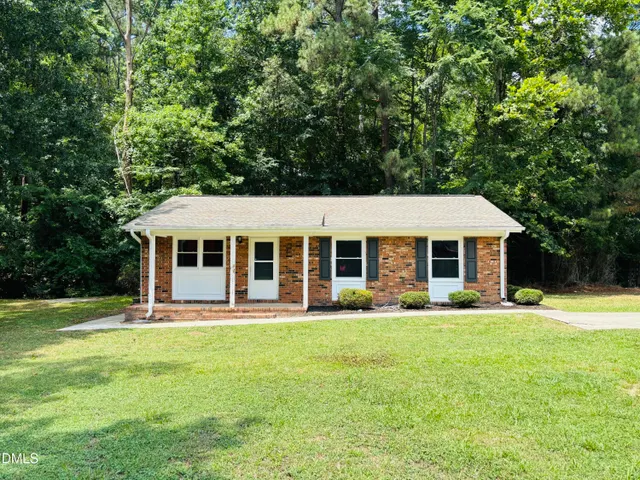 Popular Fisher Heights Real Estate