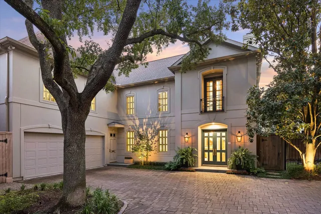 Popular Briar Hollow Real Estate