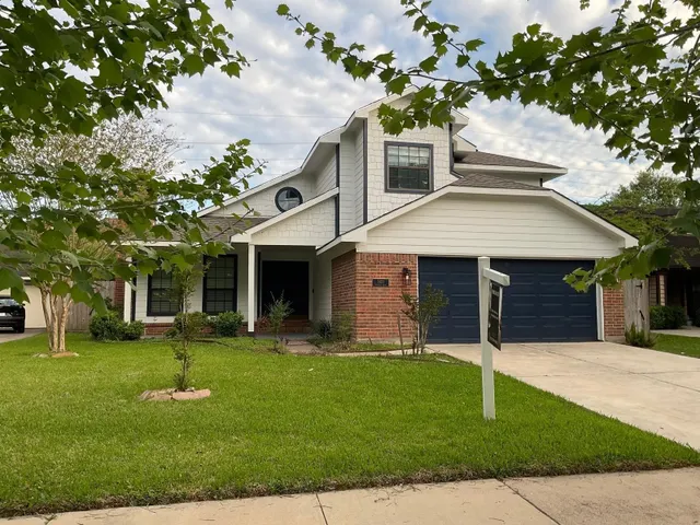 Popular Woodstream Sec 4 Real Estate