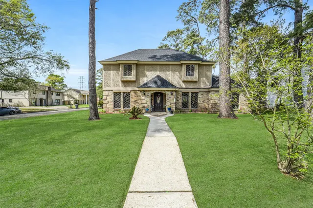 Popular Fountainhead Real Estate