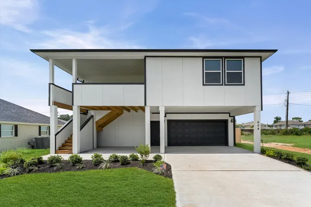Popular Bay Village Sec 2 Real Estate