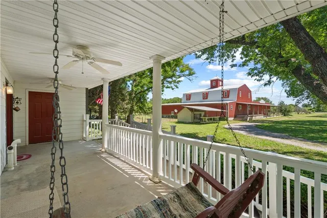 Expensive 497 - Neosho County - KS Real Estate