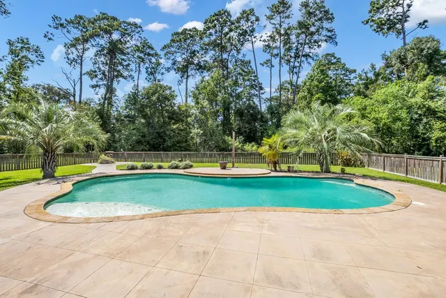Expensive Amberwood Real Estate