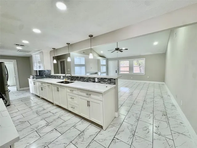 Popular Fondren Park 4 Real Estate