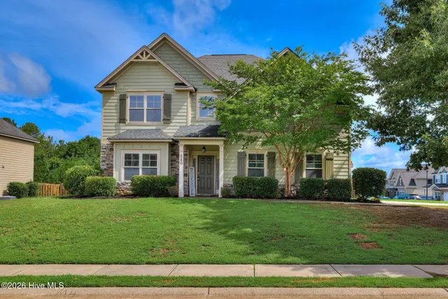 Expensive Chastain Place Real Estate