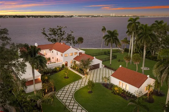 Popular BRADEN COURT Real Estate