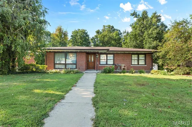 Expensive Oak Manor 2nd Add Real Estate