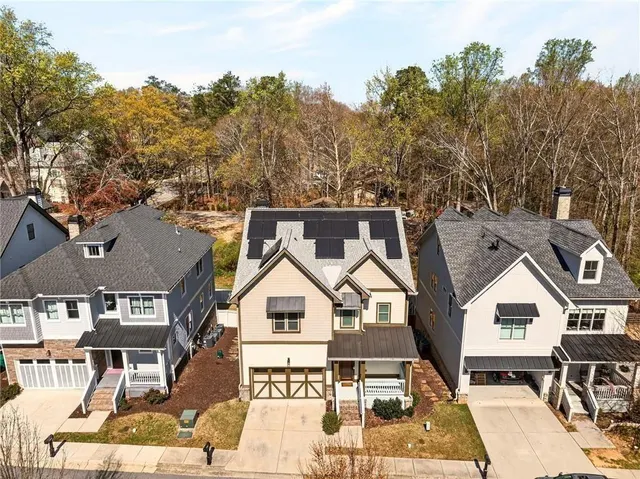 Popular KENNEMORE MANOR Real Estate