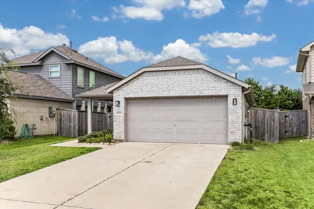 Popular Winward Sec 5 Real Estate