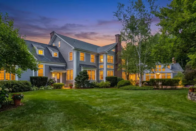 Popular New London Real Estate