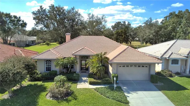 Popular LAKE BESS COUNTRY CLUB Real Estate