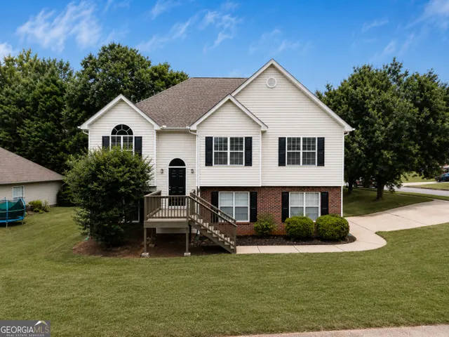 Popular The Vinyards At Eagles Landing Real Estate