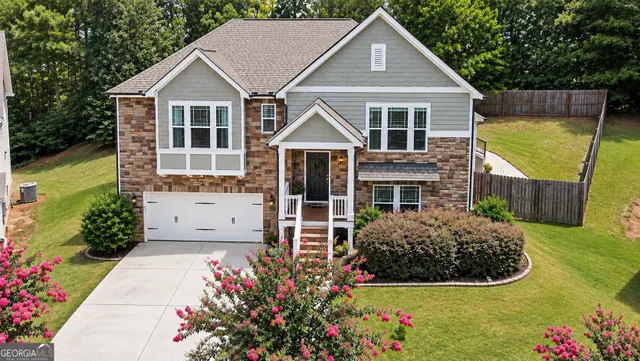 Popular Clarkstone Village Real Estate