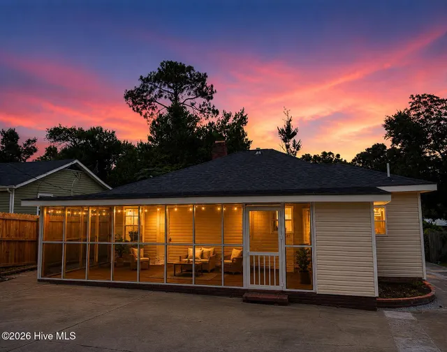 Popular Pendleton King Real Estate