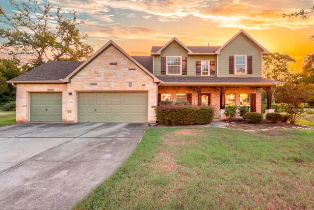 Expensive North Lake Estates Real Estate