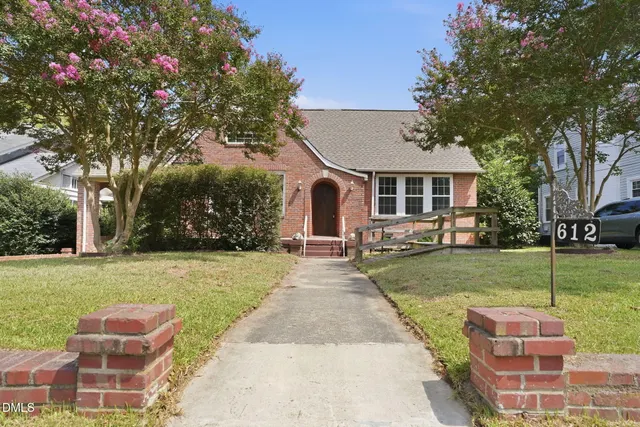 Popular Edgemont Terrace Real Estate