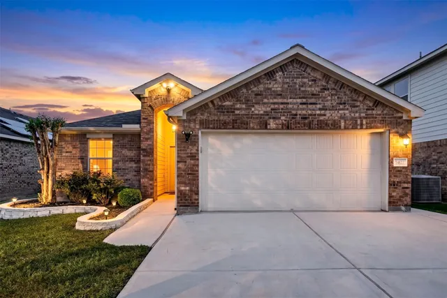 Popular Fieldstone Sec 4 Real Estate