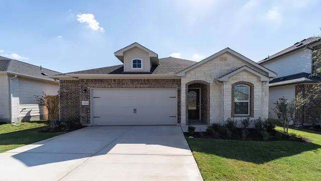 Popular Briarwood Real Estate
