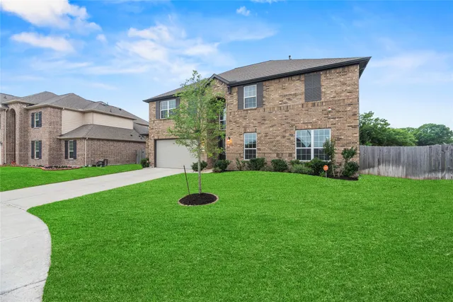 Popular Lilac Residential Real Estate