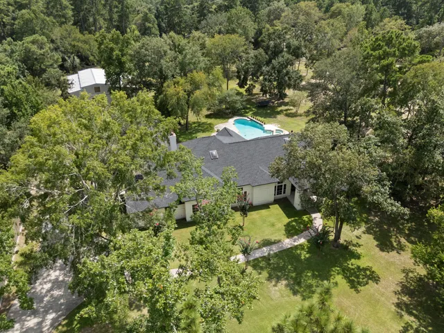 Expensive Sendera Lake Estates Real Estate