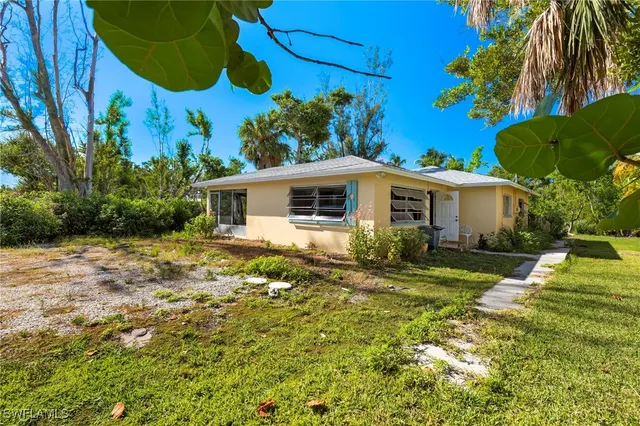 Popular LAGOON ESTATES UNREC Real Estate