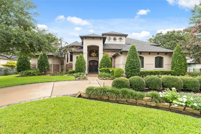 Expensive Champions South Real Estate