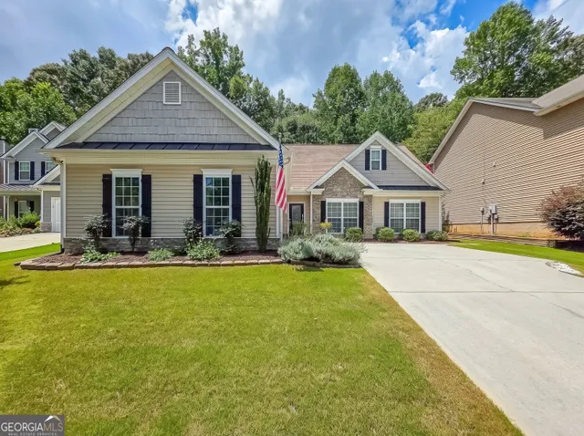 Popular Austin Woods Real Estate