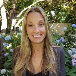 Jennifer E. Nader Photo