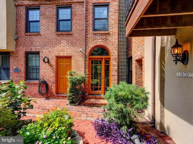 Popular Fells Point Historic District Real Estate