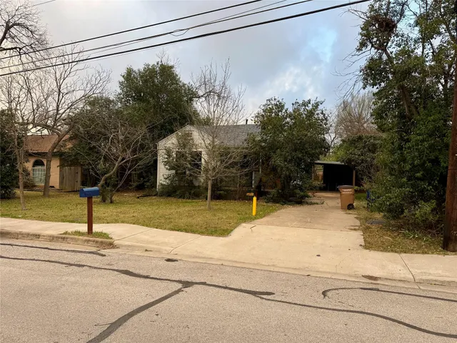 Popular Plaza Place Real Estate