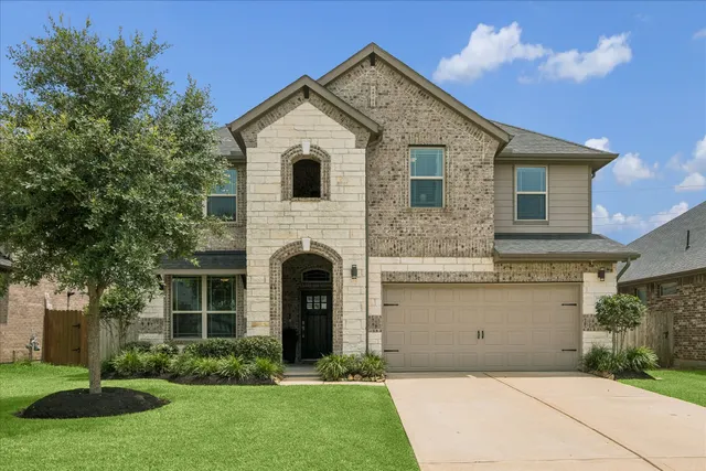Popular Friendswood Trls Real Estate