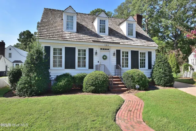 Expensive Colonial Trace Real Estate