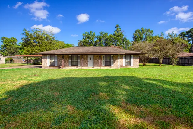 Cheap Pecan Forest Real Estate
