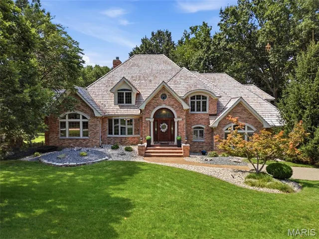 Popular Stonebridge Real Estate