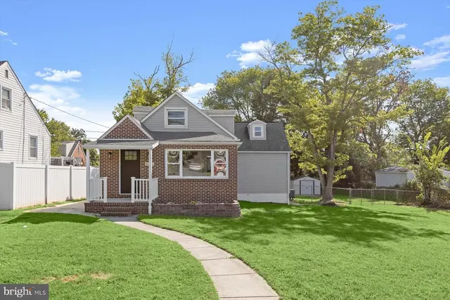Expensive Hillendale Park Real Estate