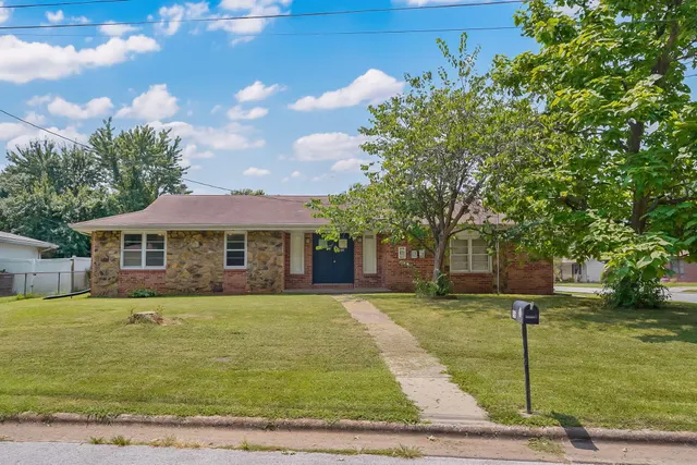 Popular Grandview Park Real Estate