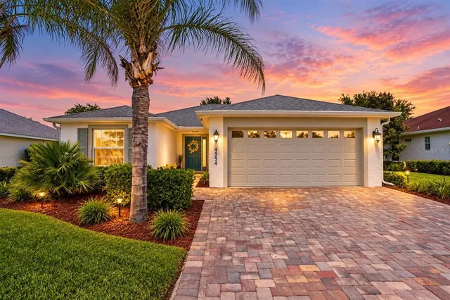 Popular LAKESIDE LANDINGS Real Estate