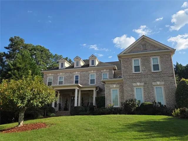 Popular BARRINGTON PH 1 Real Estate