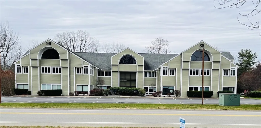 90 Salem St, Salem, NH 03079