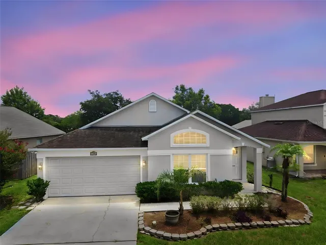 Popular SUNCREST VILLAS PH 02 Real Estate