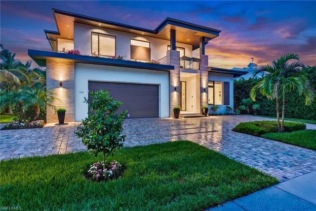 Popular RIDGE LAKE Real Estate
