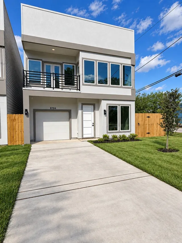 Popular Sothview Place Real Estate