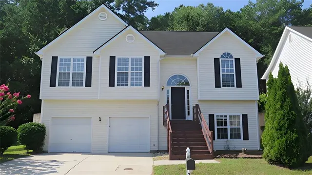 Popular LATTIMORE PARK Real Estate