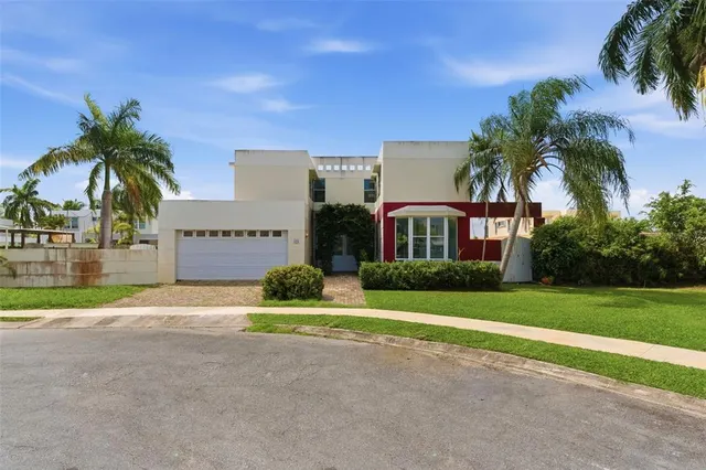 Popular PASEOS DE DORADO Real Estate