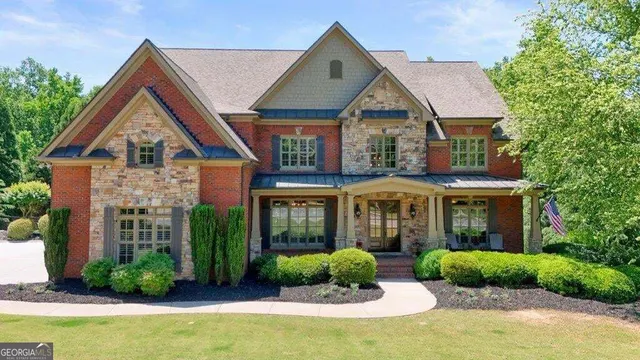 Popular TRIPLE CROWN Real Estate