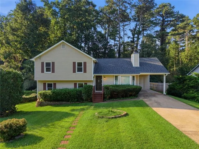 Popular OAK BROOK FOREST Real Estate