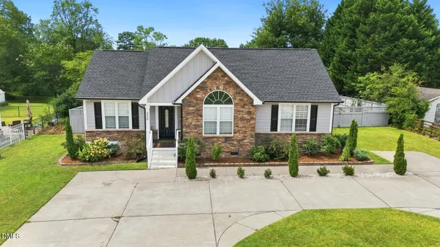 Popular Wilson Pond Real Estate