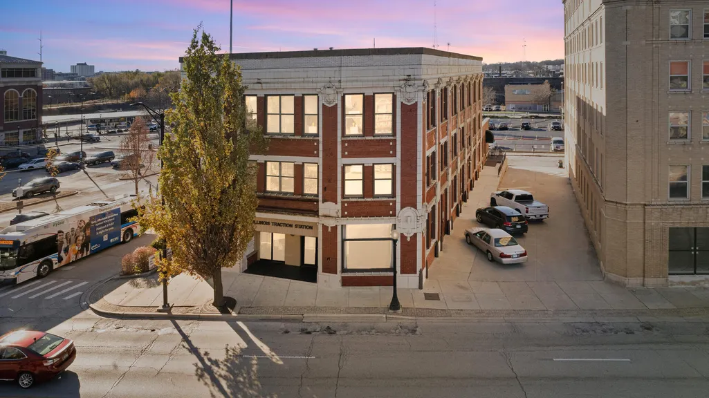 41 E University Ave,Unit Champaign, Champaign, IL 61820