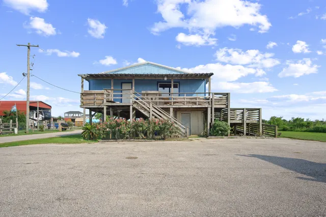 Popular Vidorian Unrec Real Estate