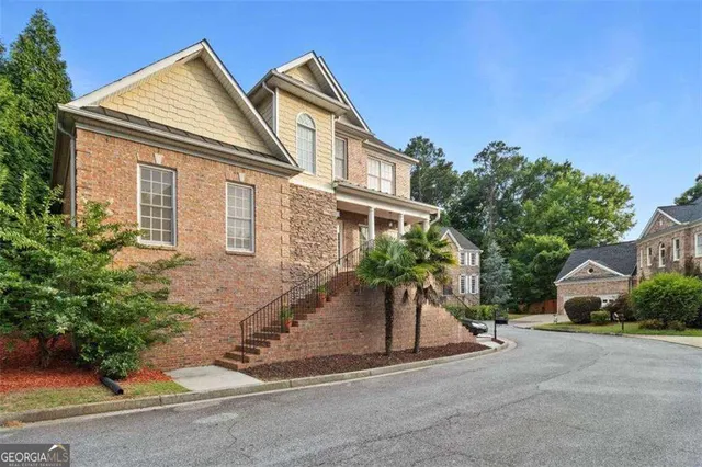 Cheap Summit Glen Real Estate